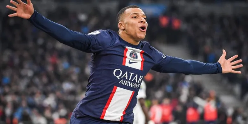 Top 10 cầu thủ giàu nhất Kylian Mbappe 